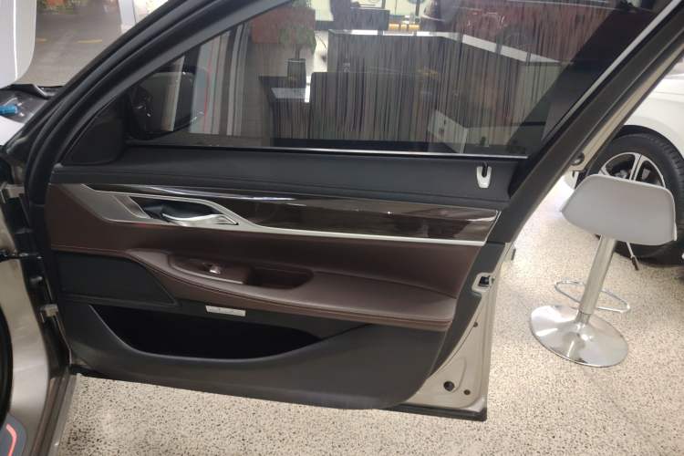 Used BMW 7 Series 2017 730Li Leading Model