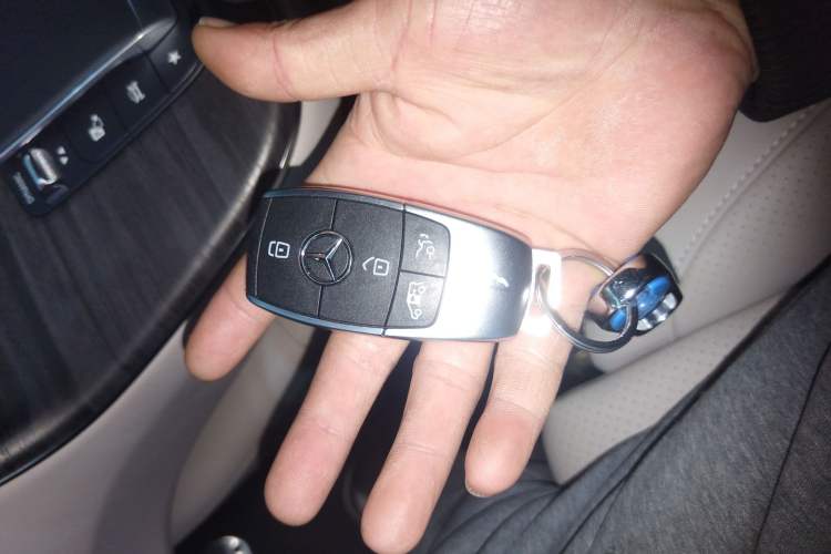 Used Mercedes-Benz V-Class 2024 V 300 L Long Wheelbase Prestige Edition
