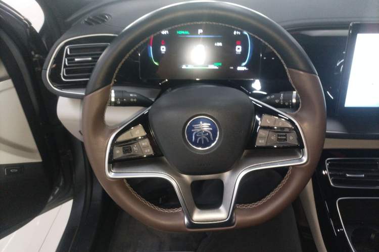 Used BYD Qin PLUS 2023 Champion Edition EV 420KM Leading Model
