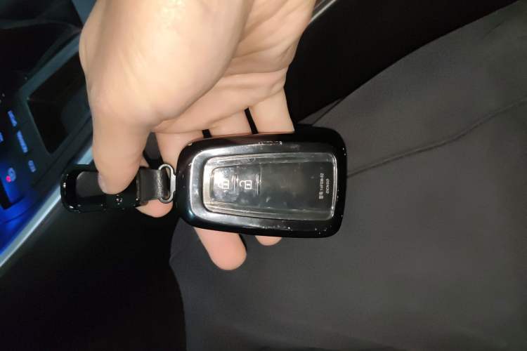 Used Toyota RAV4 2022 2.0L CVT Two-Wheel Drive Fashion Plus Edition
