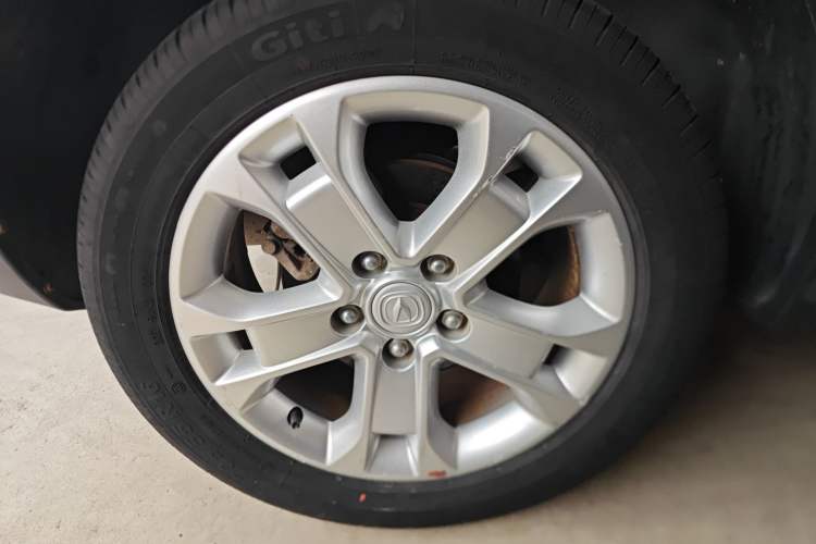 Used CHANGAN CS15 2016 1.5L Manual Luxury Edition
