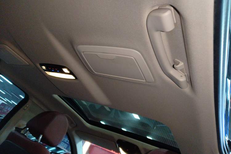 Used BMW 5 Series 2022 Restyled 525Li Luxury Package