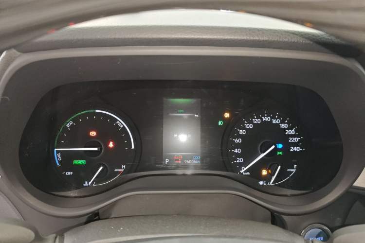 Used Toyota Sienna 2021 2.5L Hybrid Premium Edition