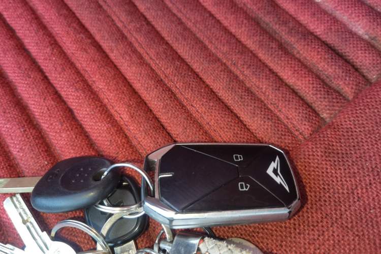 Used Hyundai Celesta 2018 1.6L Automatic GL Enjoyment Version China V Standard