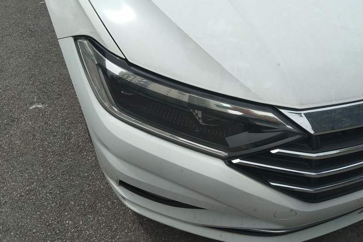 Used Volkswagen Sagitar 2019 280TSI DSG Comfort Version China V Standard Right Front Headlight