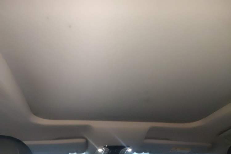 Used GAC Trumpchi GS8 2017 320T Two-Wheel Drive Luxury Smart Connectivity Version (7 Seats)
