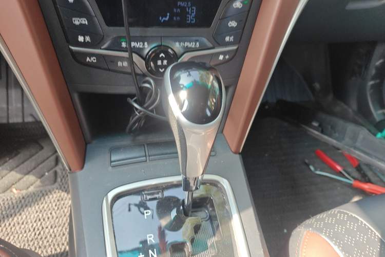 Used BYD G5 2014 1.5TID Automatic Flagship Model