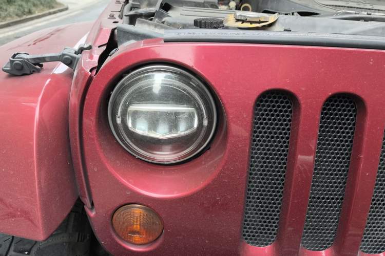 Used Jeep Wrangler 2012 3.6L Sahara Four-Door Edition
