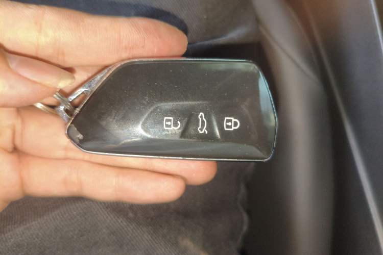 Used Volkswagen ID.4 X 2025 Smart Version Pure & Intelligent Enjoyment Edition Interior 1