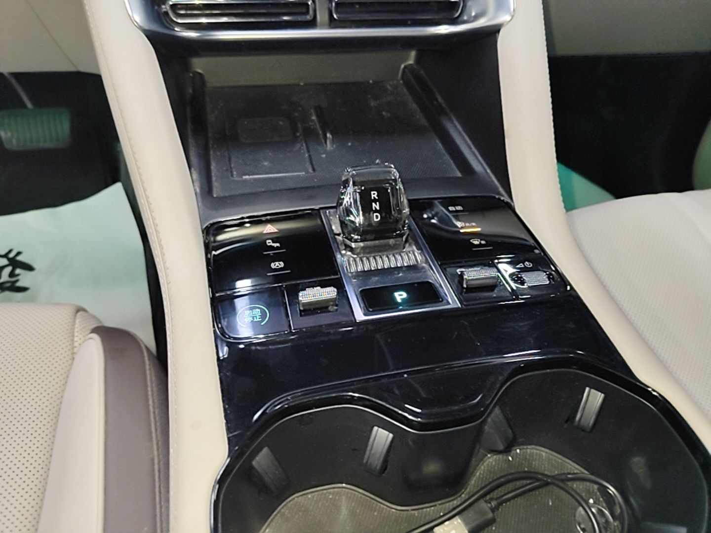 BYD Song PLUS New Energy 2025 EV 520km Premium Version — снимка 18