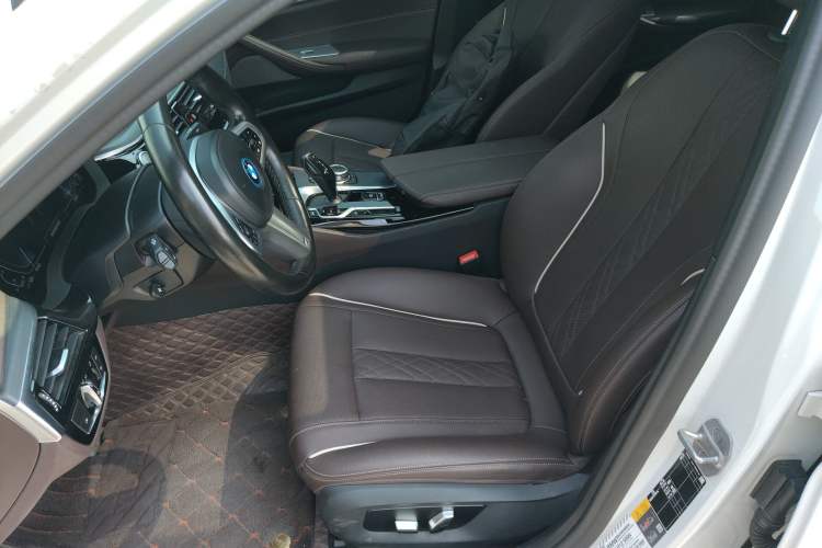 Used BMW 5 Series New Energy 2020 Mileage Upgrade Version 530Le Pioneer Edition Left Front Seat