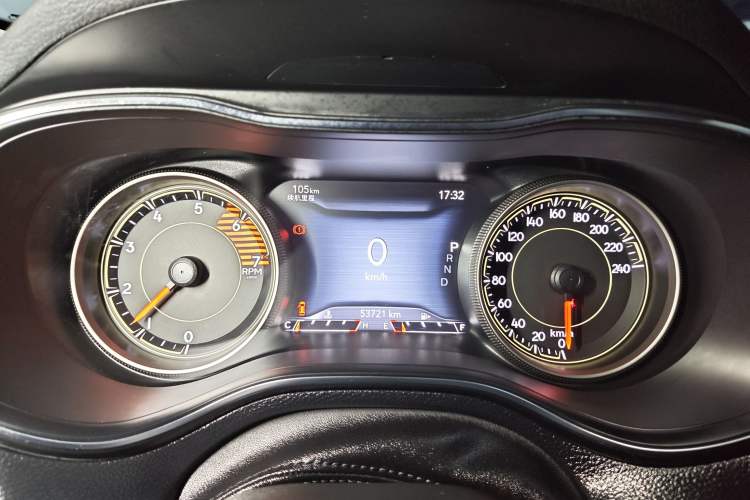 Used Jeep Cherokee 2019 2.0T Two-Wheel Drive Smart Enjoyment Version China VI