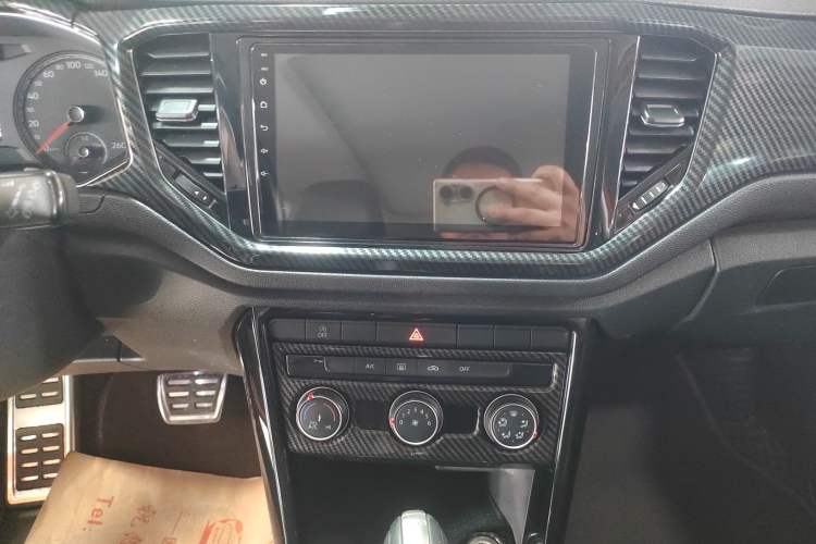 Used Volkswagen T-ROC 2018 280TSI DSG Two-Wheel-Drive Comfort Version China V Standard