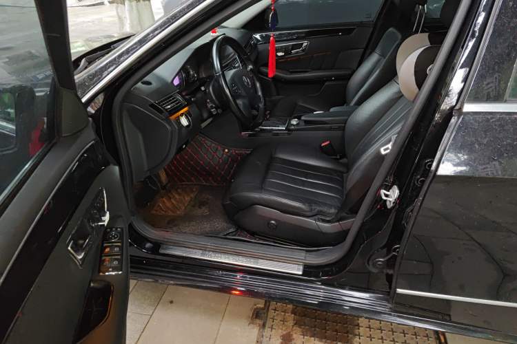 Used Mercedes-Benz E-Class 2010 E 200 CGI Elegant Model