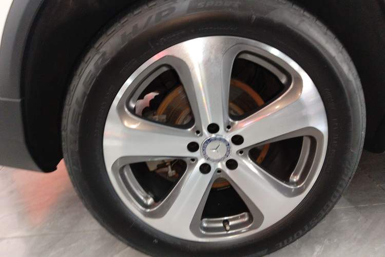 Used Mercedes-Benz GLC 2016 GLC 300 4MATIC Dynamic Model