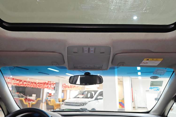 Used Buick GT 2014 XT 1.6L Automatic Fashion Edition Headliner