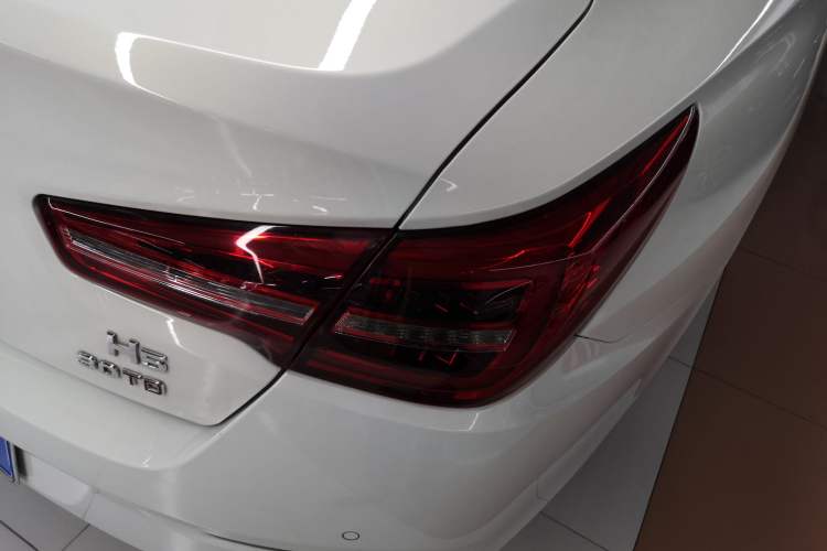 Used Hongqi H5 2022 Classic Model Facelift 1.5T DCT Qiyun Edition Exterior 3