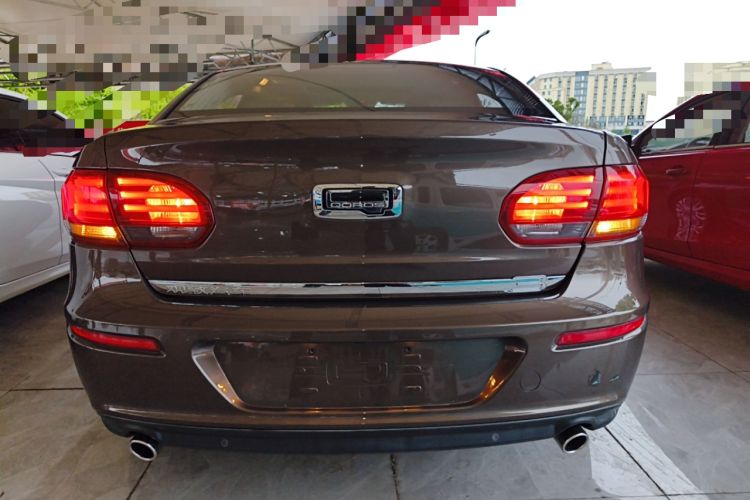 Used Qoros 3 2014 Sedan 1.6T Automatic ZhiZhen Model