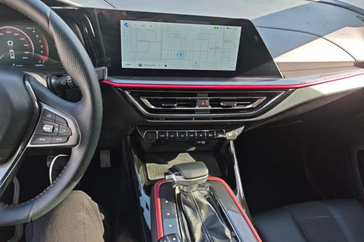 Used CHANGAN OSHAN X5 2021 1.5T DCT Prestige Edition Audio And AC Panel