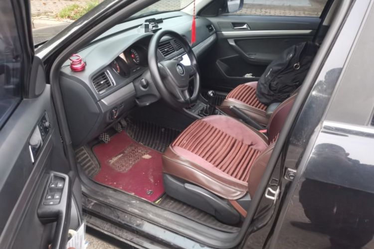 Used Volkswagen Lavida 2015 1.6L Manual Fashion Edition Driver Seat