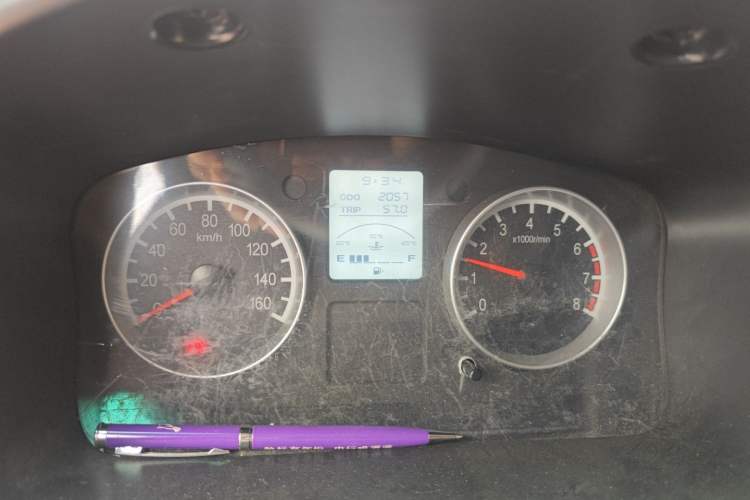 Used Jinbei Hiace X30 2024 1.5L Wealthy Van Model 2/5 Seats
