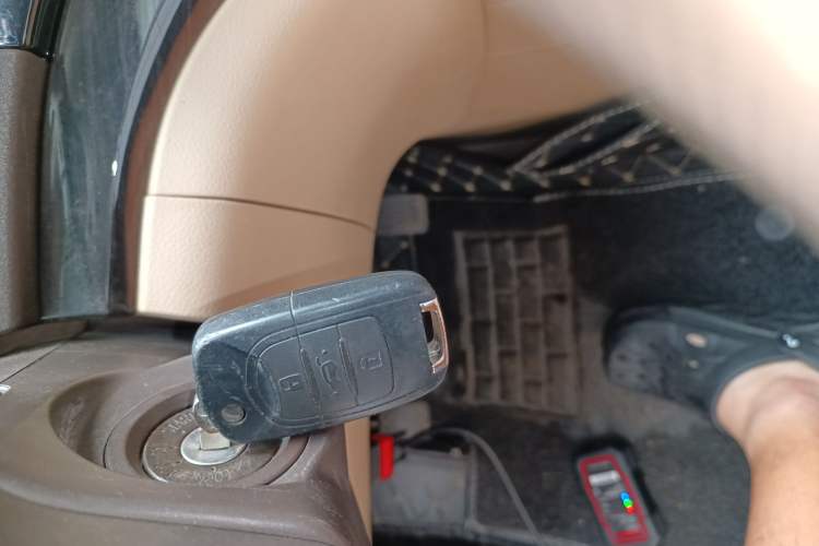 Used Baojun 730 2014 1.5L manual Comfort version 7 seats
