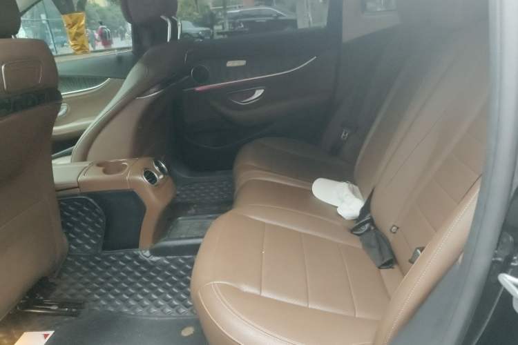 Used Mercedes-Benz E-Class 2017 E 300 L Sporty and Stylish Model