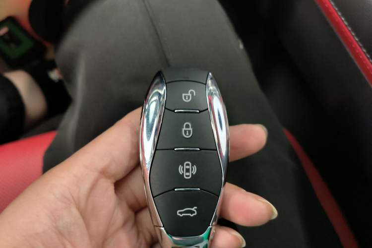 Used Hongqi H6 2025 2.0T ZhiShang Version Interior 1