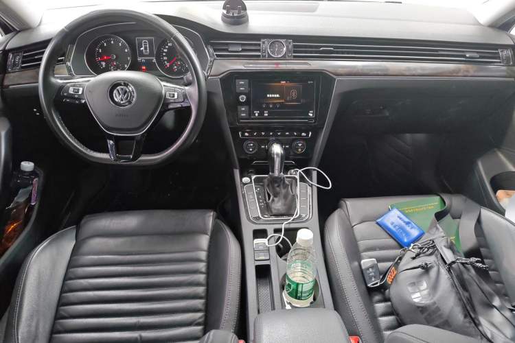 Used Volkswagen Magotan 2019 330TSI DSG Luxury Version China VI Standard