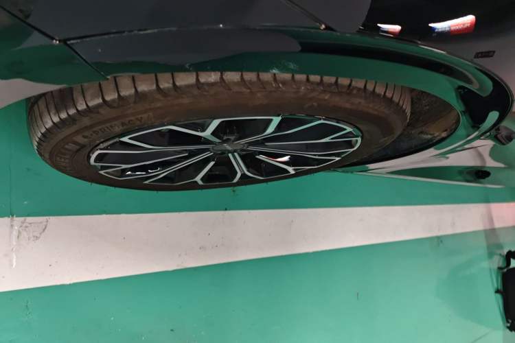 Used Zeekr 007GT 2025 Rear-Drive Intelligent Driving Version 75 kWh Left Front Wheel Hub