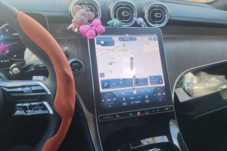 Used Mercedes-Benz GLC 2024 Refreshed GLC 300 L 4MATIC Dynamic Version 5 Seats Audio And AC Panel