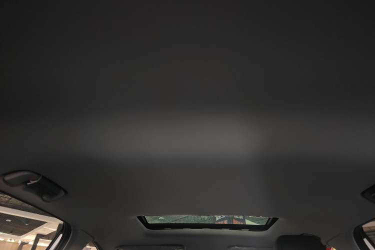 Used Wuling Alvez 2022 1.5L Manual Comfort Version Headliner