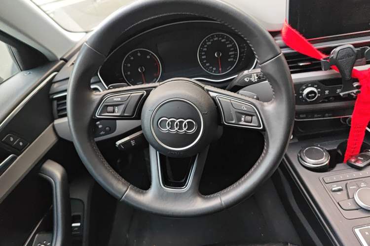 Used Audi A4L 2017 40 TFSI Ambition Edition