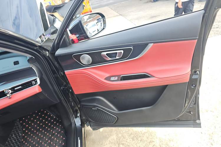 Used Chery Tiggo 7 PLUS 2023 1.6 TGDI DCT Prestige Edition
