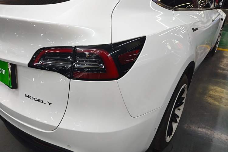 Used Tesla Model Y 2022 Rear-Wheel-Drive Version