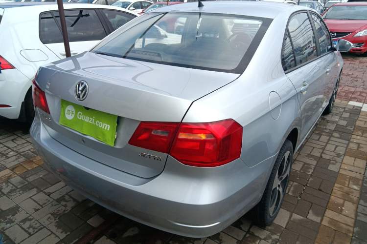 Used Volkswagen Jetta 2015 Zhuihui Edition 1.4L Manual Fashion Model Rear Right 45 Deg