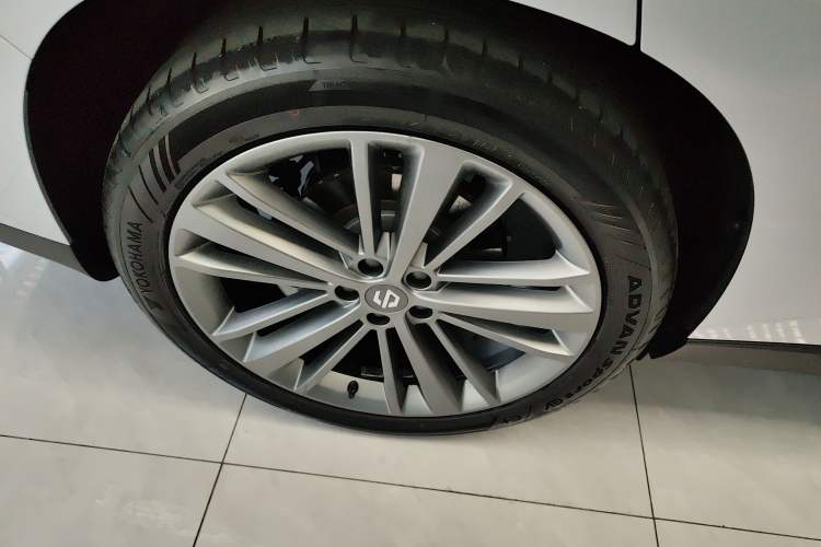 Used Leapmotor C16 2024 Range-Extended 200 Luxury Edition
