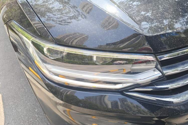 Used Volkswagen Tiguan L 2022 330TSI Automatic Two-Wheel Drive Smart Edition
