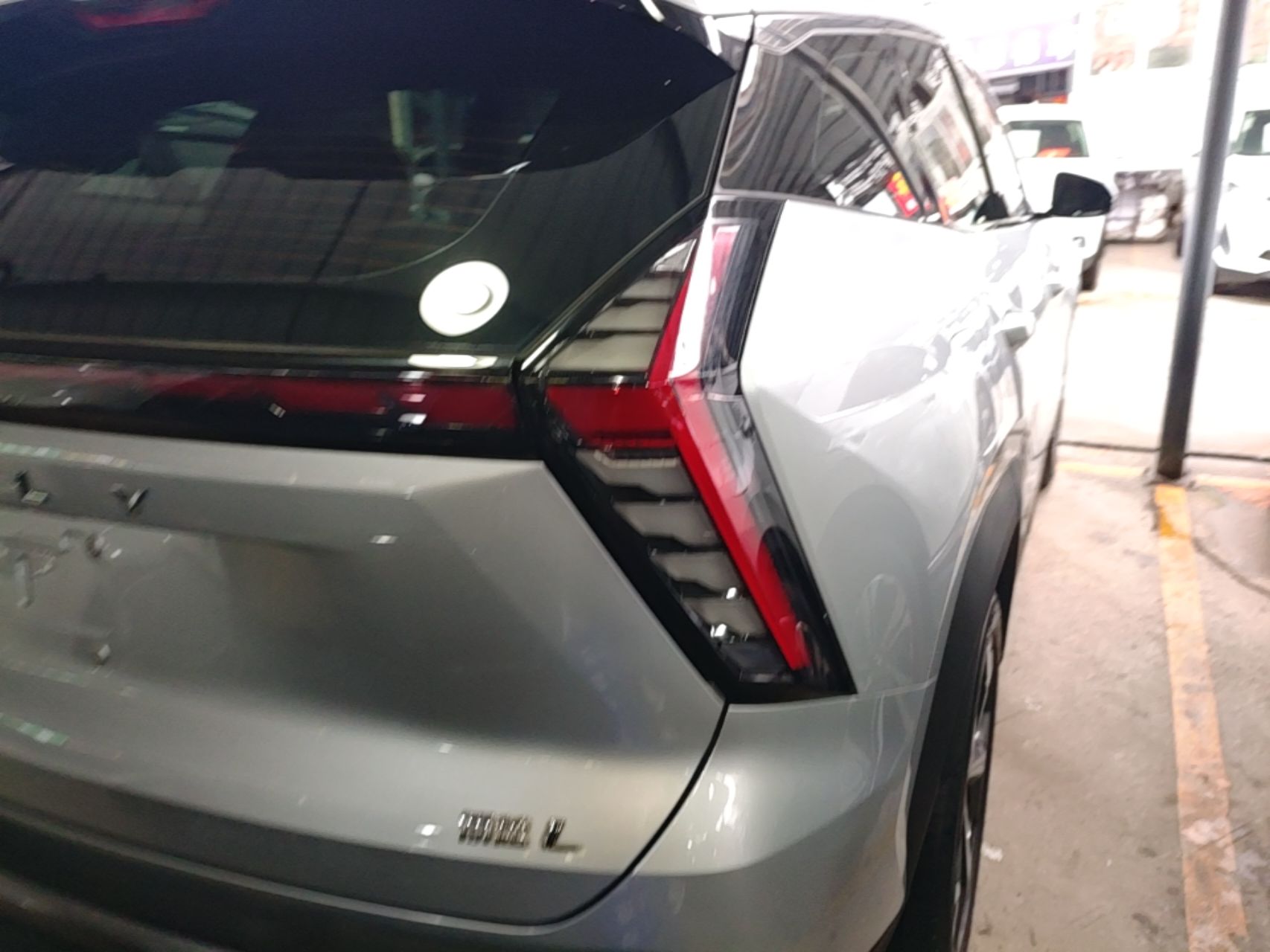 Geely Auto FX11 2023 1.5TD DCT Prestige Edition — снимка 9