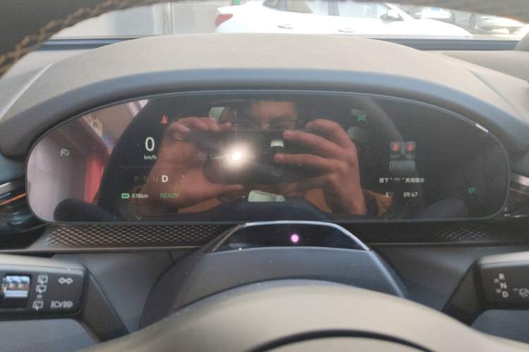 Used Zeekr 7X 2025 100 kWh Long-Range Rear-Wheel Drive with Intelligent Driving Features Instrument Cluster