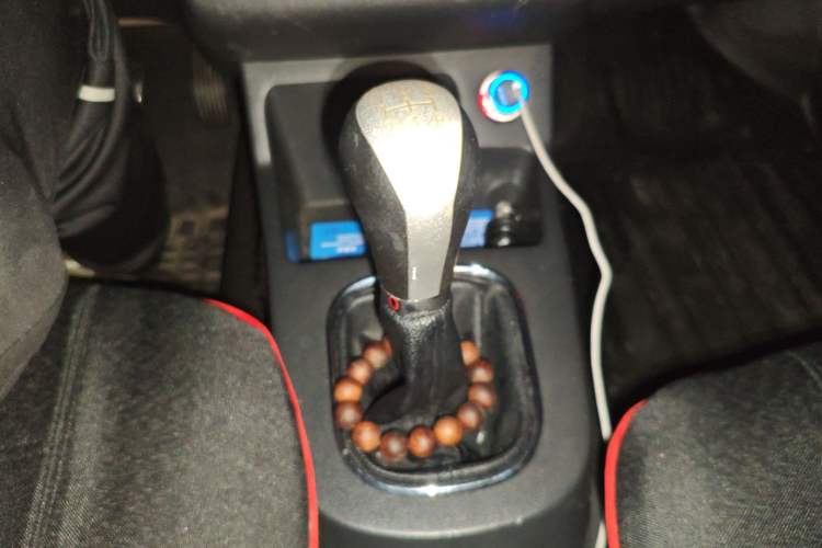 Used Dongfeng Fengon 370 2016 1.5L Manual Standard Model II 7 Seats
