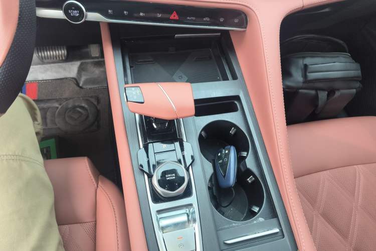 Used CHANGAN CS75 PLUS 2023 3rd Generation 1.5T Automatic Prestige Model
