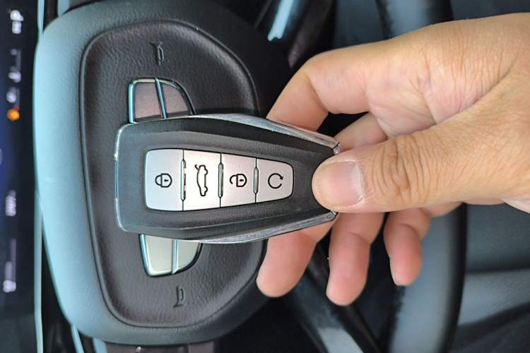 Used Geely Auto Emgrand X7 Sport 2023 Boyue COOL 1.5TD Smart Model Vehicle Key