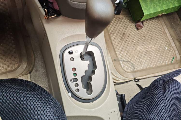 Used Toyota Vios 2011 1.6L GL-i Sunroof Version AT
