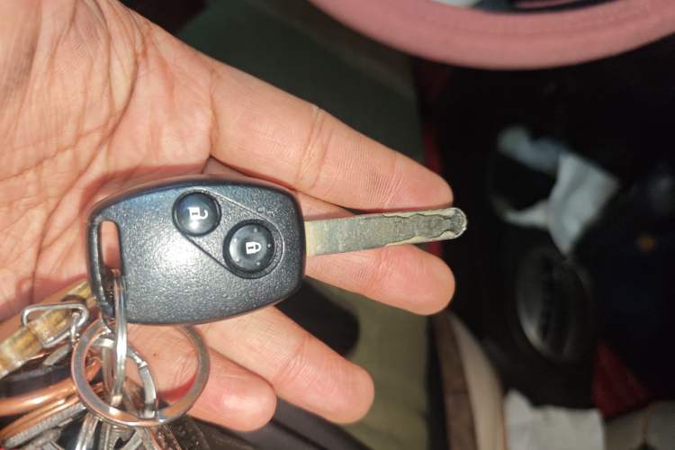 Used Honda Fit 2011 1.5L Automatic Luxury Edition Vehicle Key