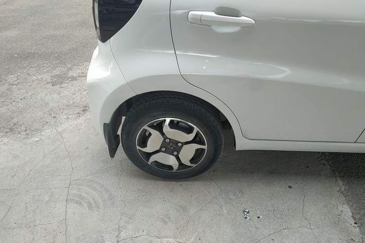 Used SOL E10X 2021 302 km Range Luxury Version 31.4 kWh