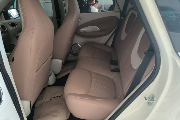 Used Wuling Bingo 2025 410 km Lingxi Deluxe Edition Left Rear Seat