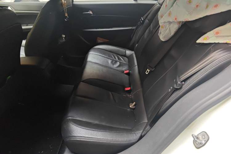 Used Peugeot 408 2014 1.8L Manual Leading Edition