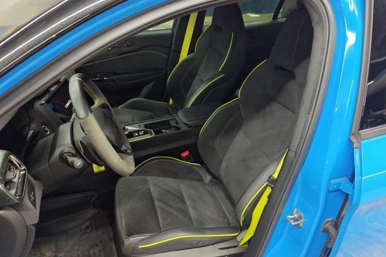 Used Lynk & Co 03 2022 03+ Cyan Custom Performance Kit
