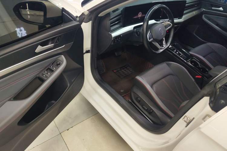 Used Volkswagen Lamando 2022 Lingdu L 280TSI DSG Spicy Edition Driver Seat